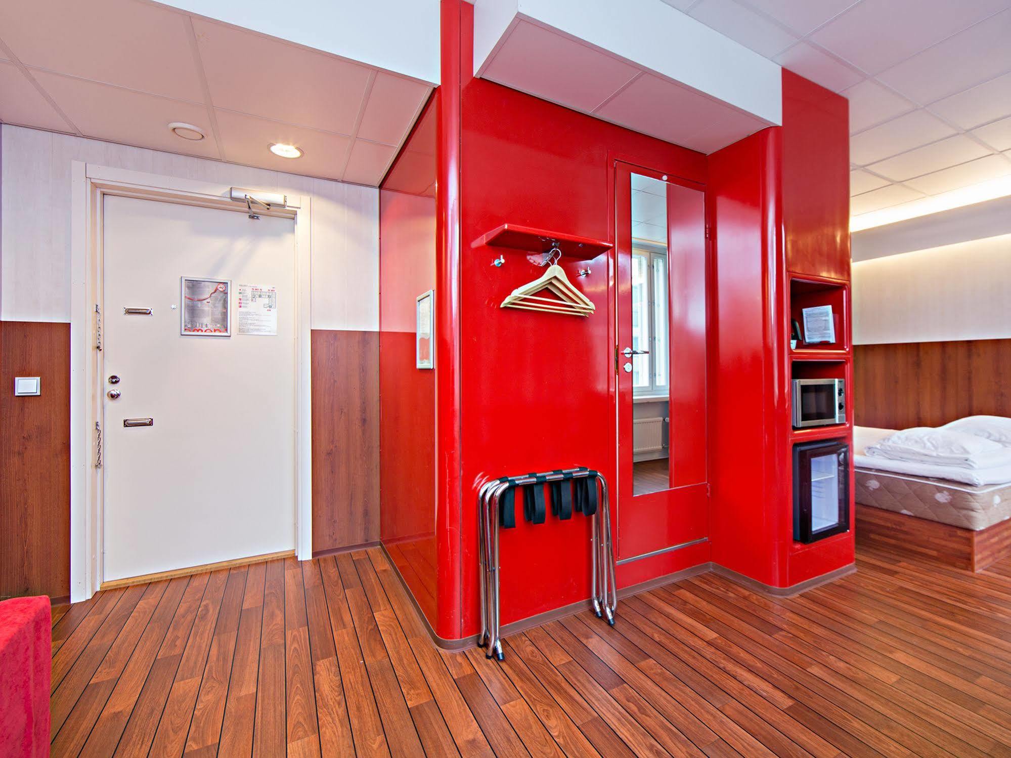 Omena Hotel Tampere Esterno foto