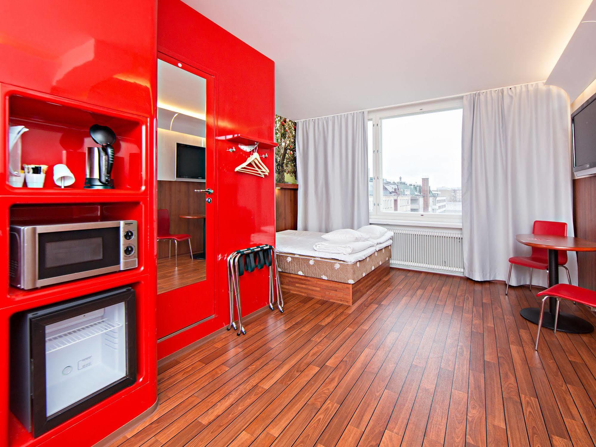 Omena Hotel Tampere Esterno foto